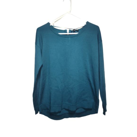 Cable & Gauge Women's Sweater Size Medium - Picture 1 of 1